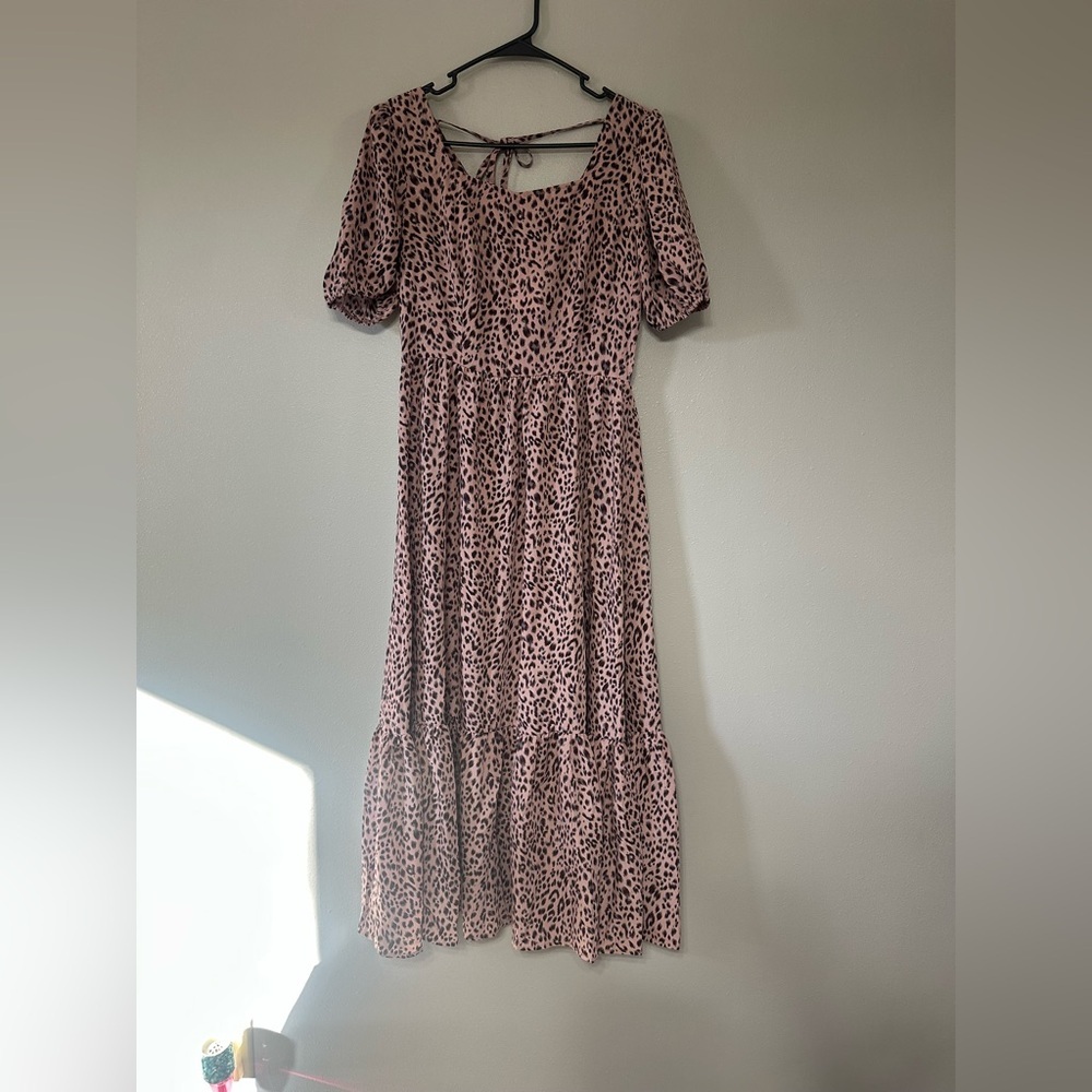 NWT Pretty Garden Dress - Picture 2 of 7